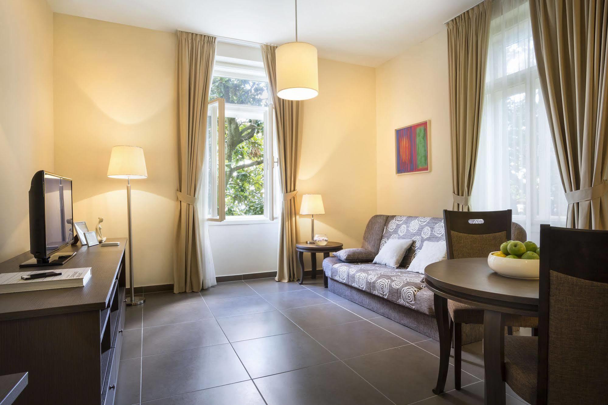 Remisens Villa Elsa Lovran Extérieur photo